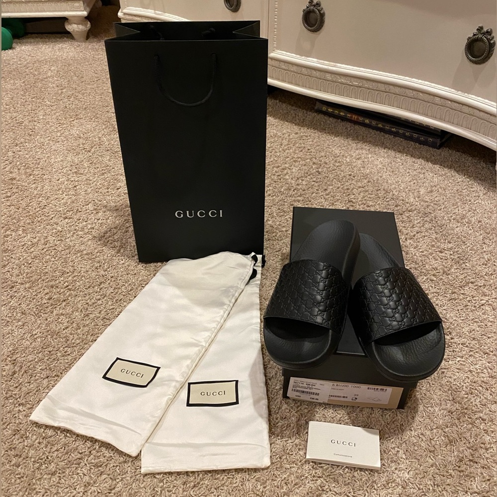 Gucci Microguccissima slides size 9